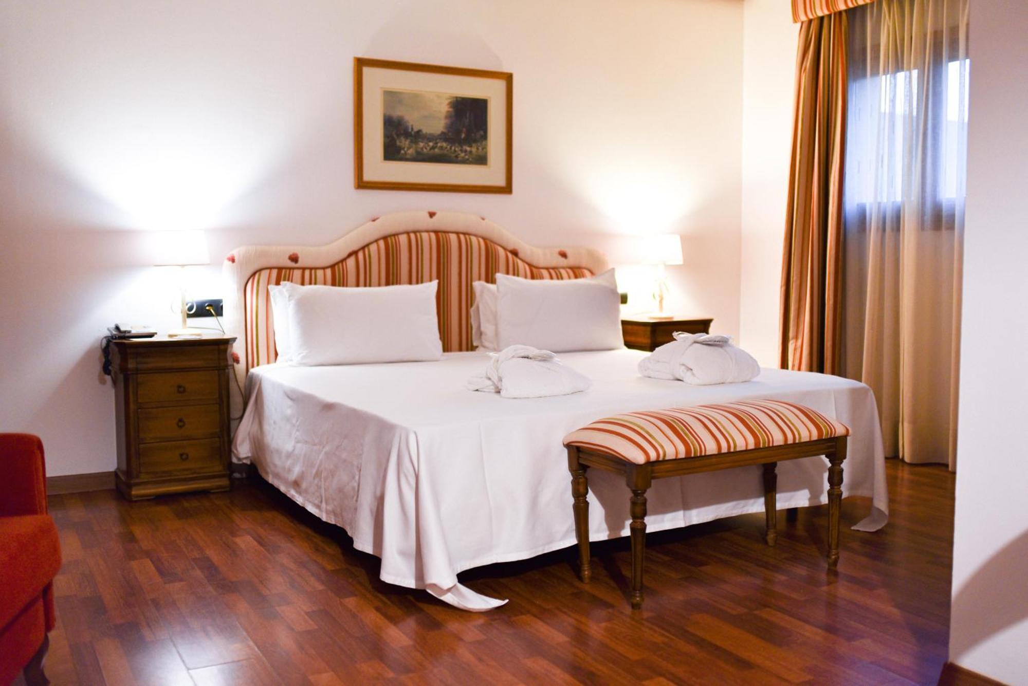 Single Room,1546424347:JPEG